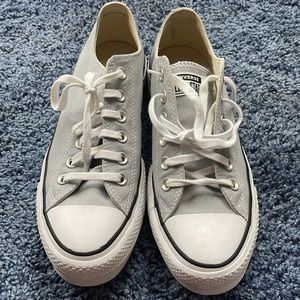 Chuck Taylor All Star Lift Platform Size 7.5 Womens